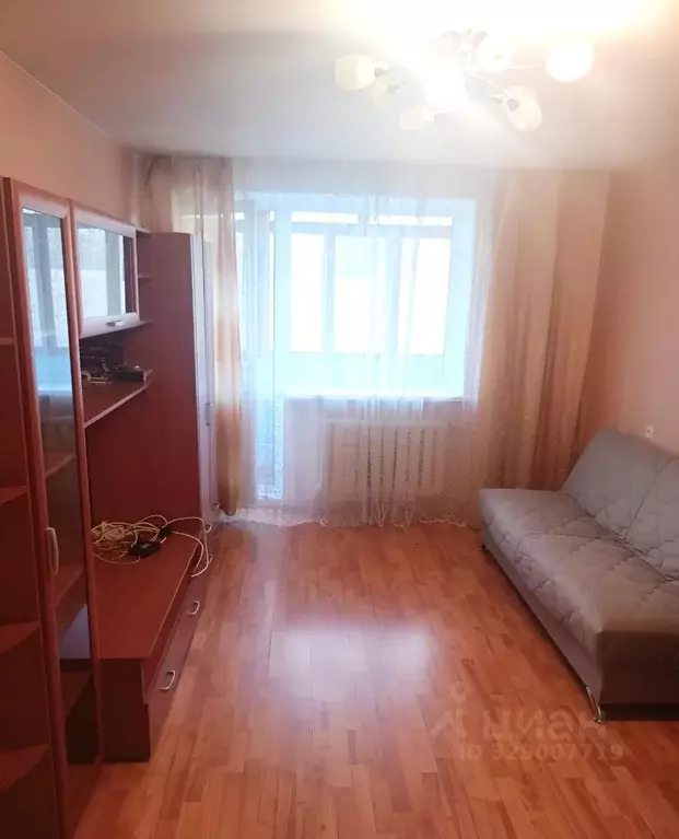 1-к кв. Новгородская область, Великий Новгород Новолучанская ул., 28 ... - Фото 1
