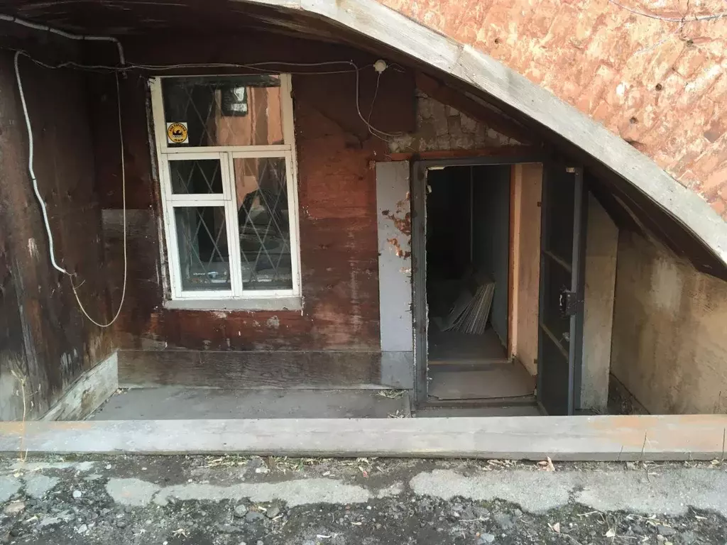 Помещение свободного назначения в Иркутская область, Иркутск ул. ... - Фото 0