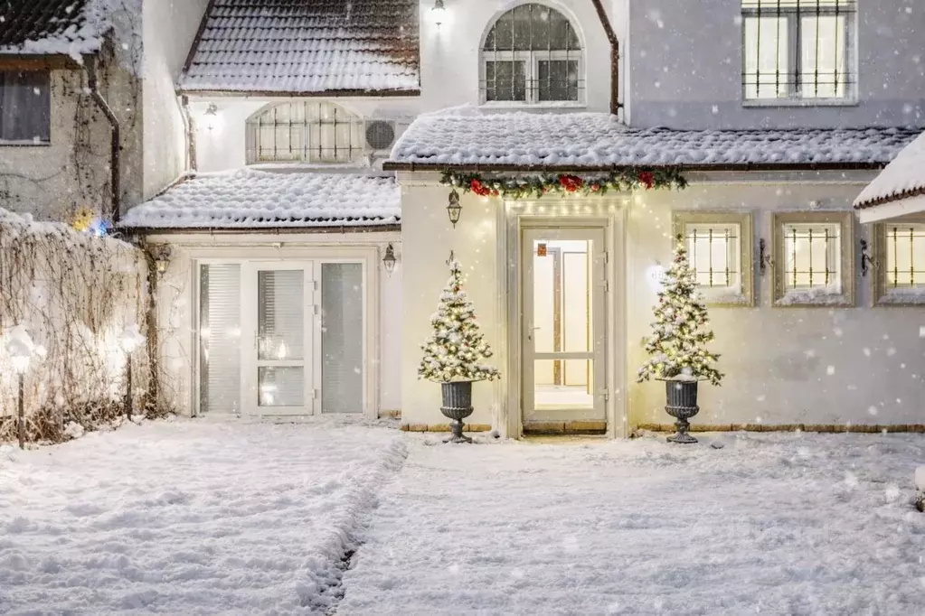 Дом в Московская область, Красногорск городской округ, с. ... - Фото 1