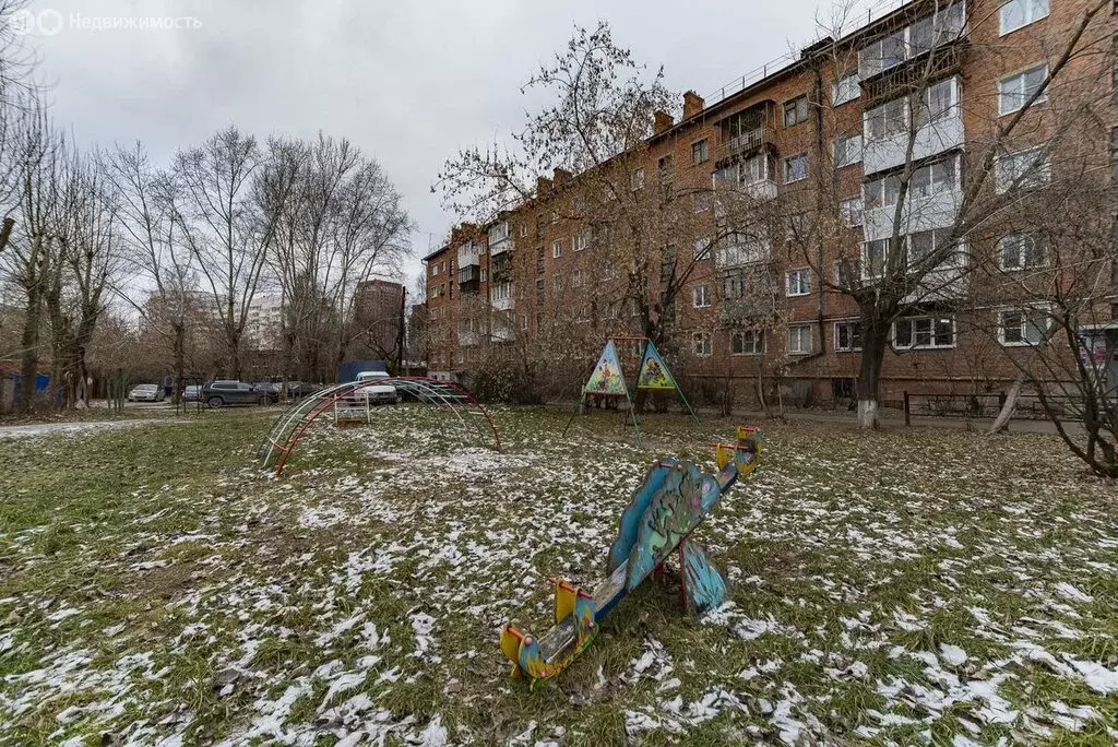 2-комнатная квартира: Екатеринбург, улица Вали Котика, 13 (44.5 м) - Фото 1