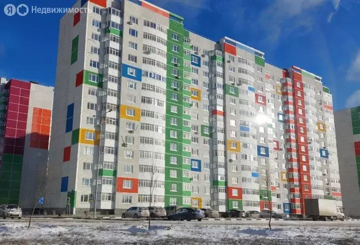3-комнатная квартира: Тюмень, улица Павла Шарова, 7 (86 м) - Фото 1