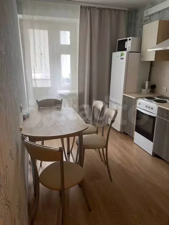 1-к. квартира, 40 м, 2/9 эт. - Фото 1