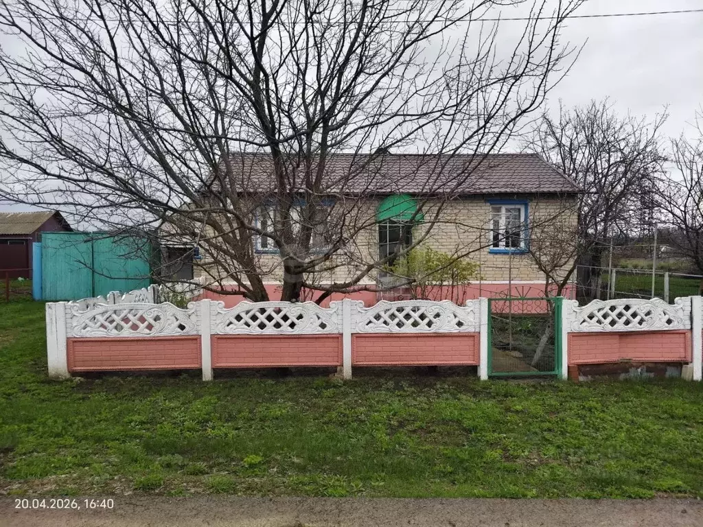 Дом в Воронежская область, Грибановский пгт ул. Южная, 2 (77 м) - Фото 1
