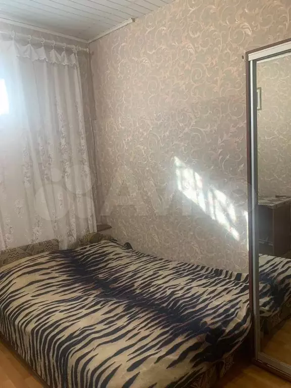 Комната 15 м в 3-к., 2/2 эт. - Фото 1