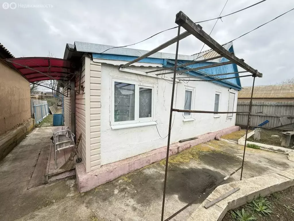 Дом в село Икряное, улица Шаумяна, 87А (50 м) - Фото 2