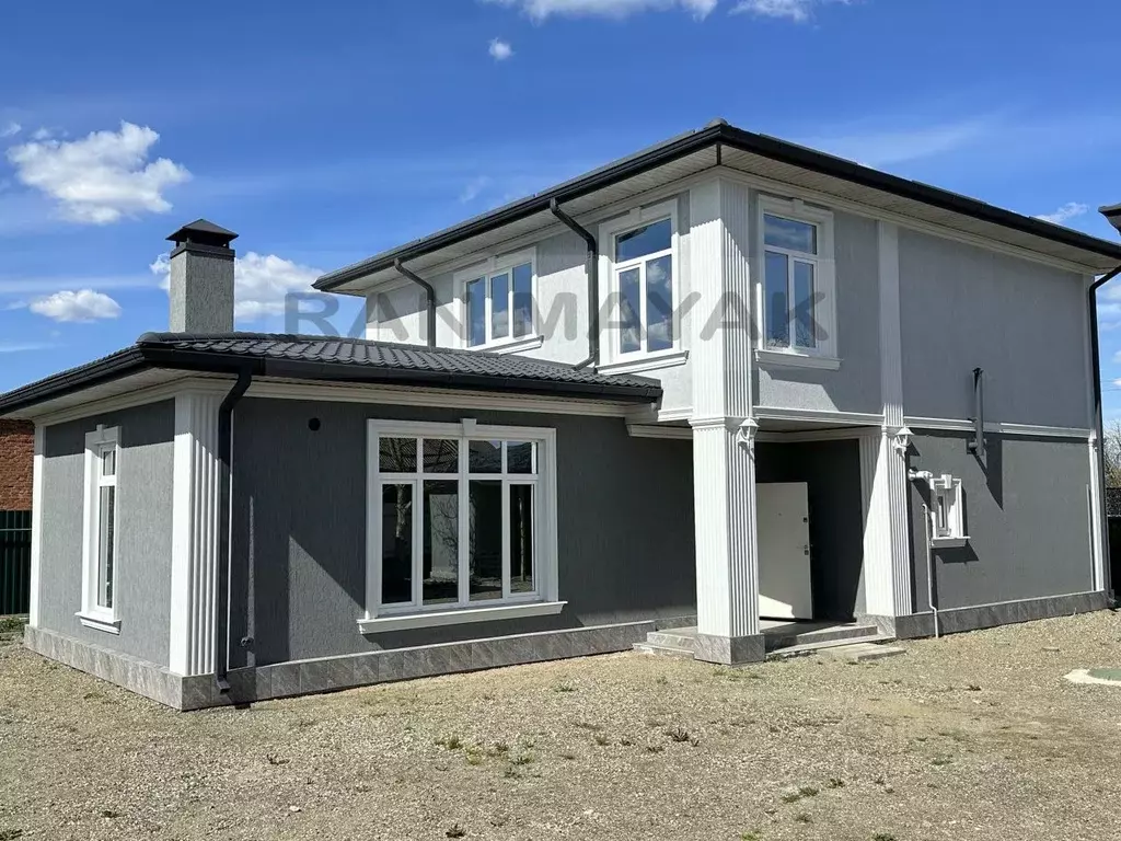 Дом в Адыгея, Майкоп городской округ, Ханская ст-ца ул. Кузнечная, 31 ... - Фото 1