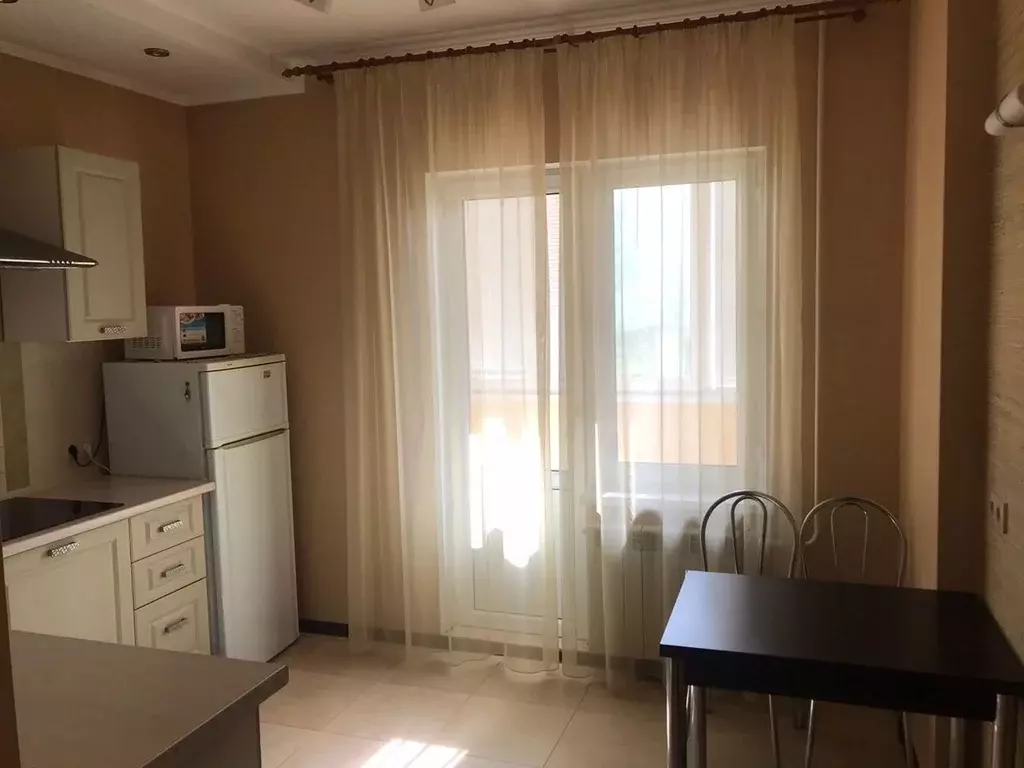 1-к кв. Краснодарский край, Новороссийск Южная ул., 3 (41.0 м) - Фото 2