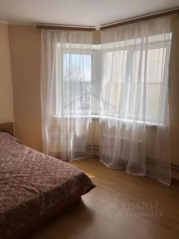 1-к кв. Калужская область, Калуга ул. 65 лет Победы, 35 (43.7 м) - Фото 0