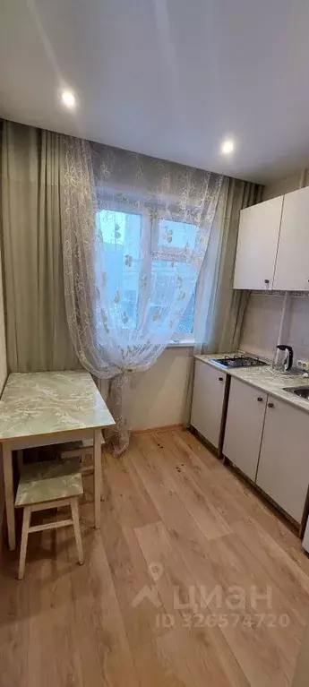 1-к кв. Алтайский край, Барнаул Молодежная ул., 56 (30.0 м) - Фото 1