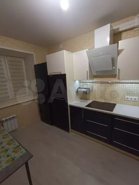 1-к. квартира, 40 м, 9/16 эт. - Фото 1