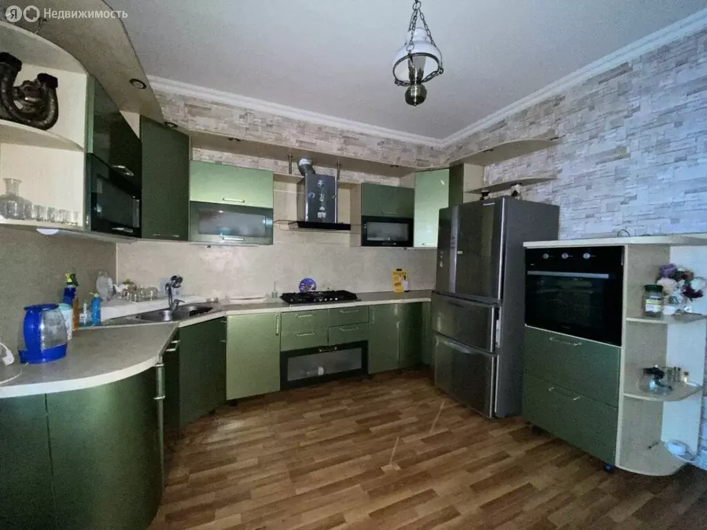 Дом в посёлок Санамер, улица Братьев Соломко, 74 (260 м) - Фото 1