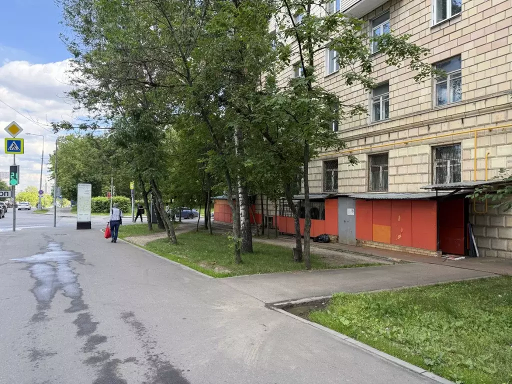 Помещение свободного назначения в Москва ул. Маршала Неделина, 40 (327 ... - Фото 1