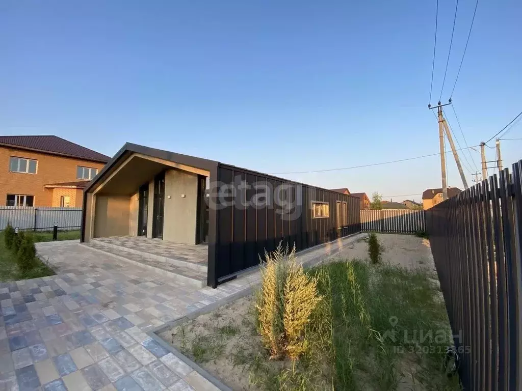 Дом в Калужская область, Калуга Московский кп,  (100 м) - Фото 0