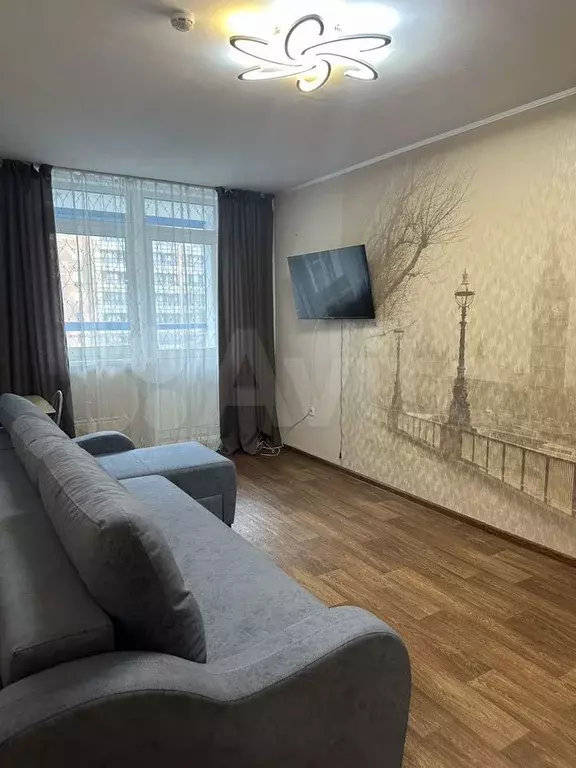 1-к. квартира, 38 м, 5/10 эт. - Фото 0