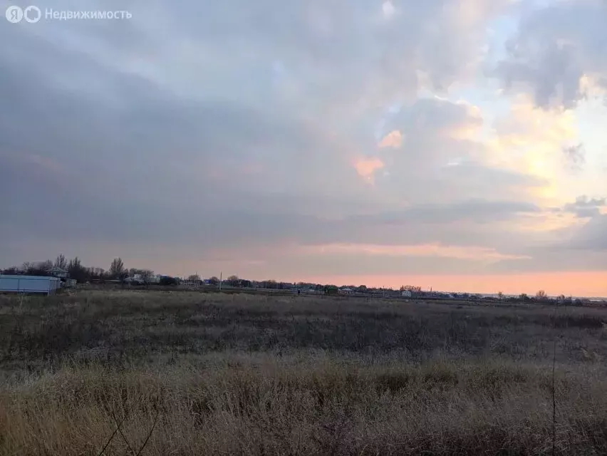 Участок в село Приморка, Верхняя улица, 105 (9.2 м) - Фото 1
