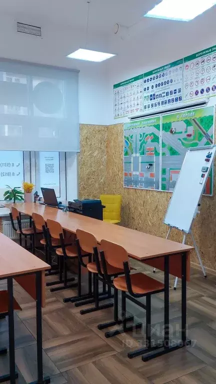 Помещение свободного назначения в Санкт-Петербург ул. Адмирала ... - Фото 1