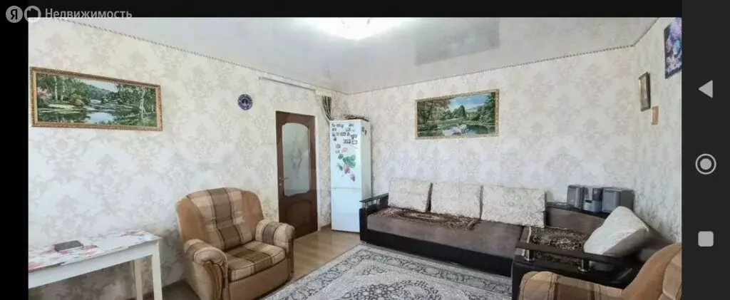 3-комнатная квартира: Шахты, Енисейский переулок, 21 (74 м) - Фото 0
