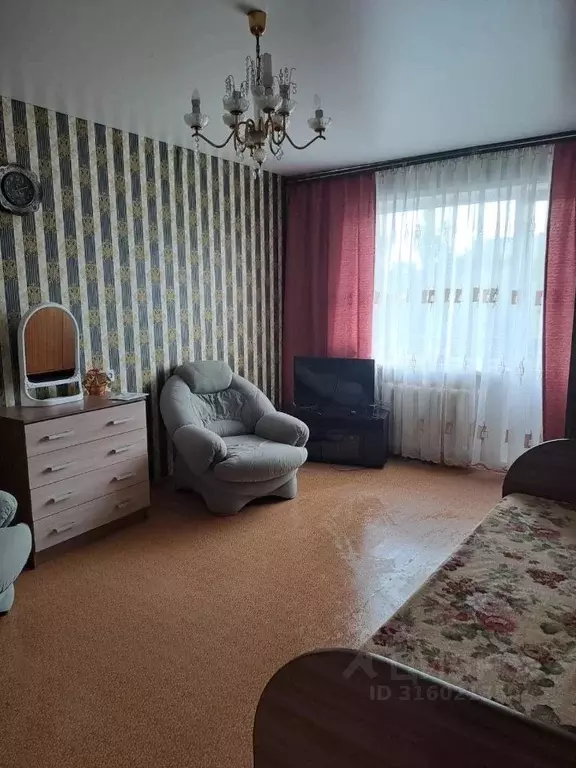 1-к кв. Саратовская область, Балаково ул. Братьев Захаровых, 8 (37.0 ... - Фото 0
