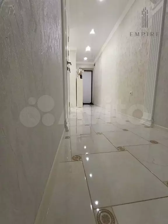 3-к. квартира, 60 м, 5/5 эт. - Фото 1