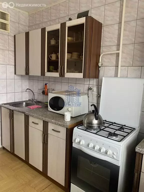 3-комнатная квартира: Новочебоксарск, улица Винокурова, 43 (67.4 м) - Фото 1