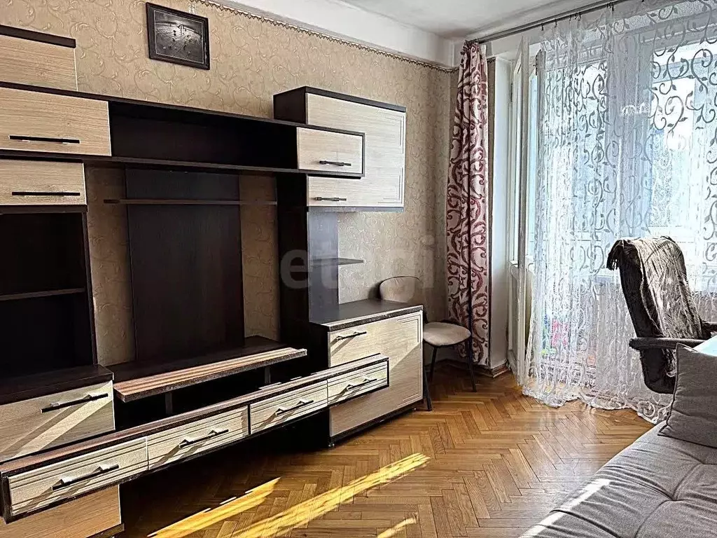 2-к кв. Крым, Симферополь ул. Фрунзе (43.4 м) - Фото 1