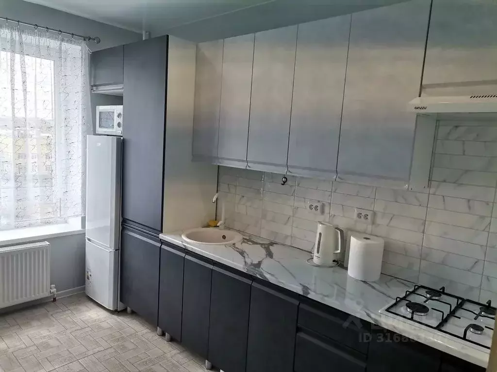 1-к кв. Волгоградская область, Волгоград ул. Тракторостроителей, 27 ... - Фото 1