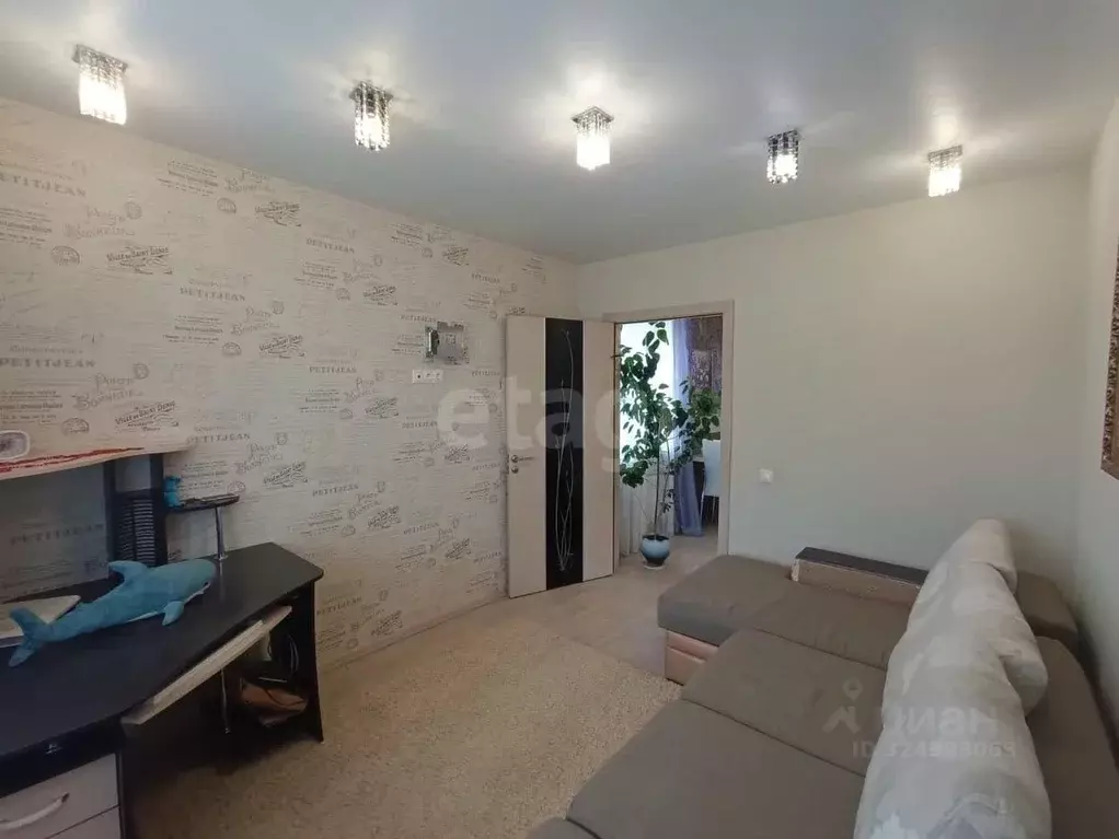 3-к кв. Еврейская автономная область, Биробиджан Набережная ул., 44 ... - Фото 1