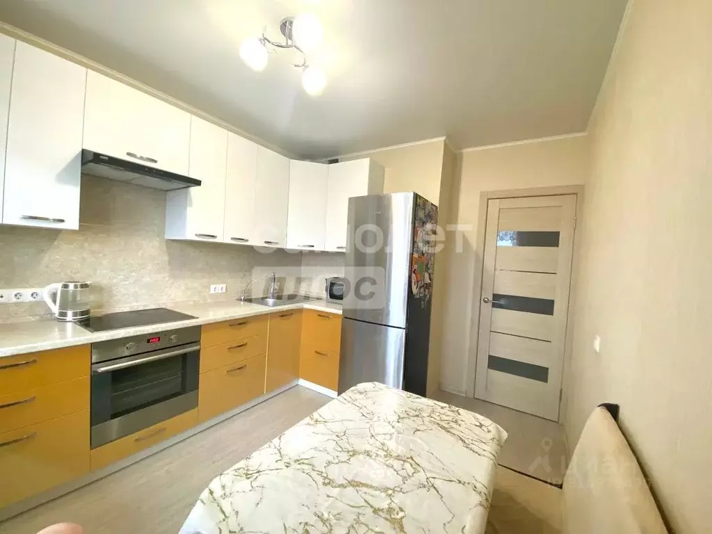 2-к кв. Тюменская область, Тюмень ул. Елизарова, 12 (54.0 м) - Фото 1