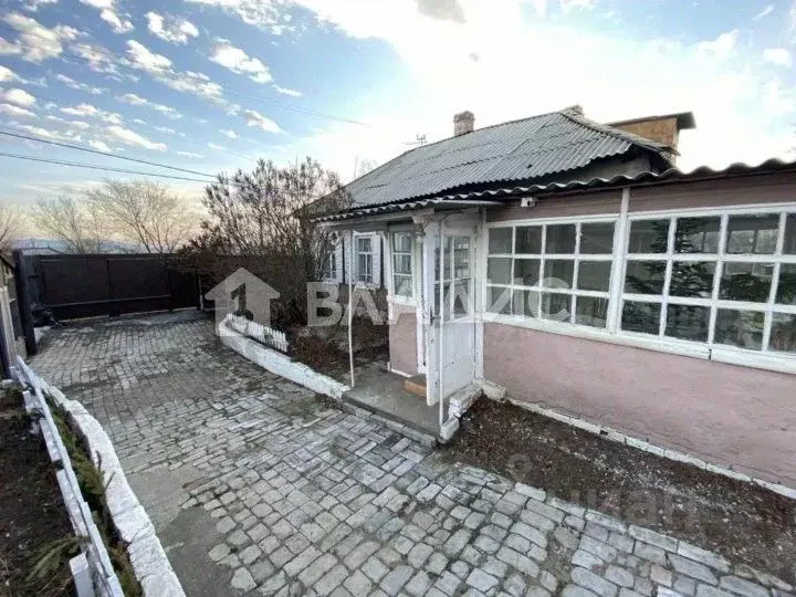 Дом в Бурятия, Улан-Удэ ул. Щорса, 70 (44 м) - Фото 0