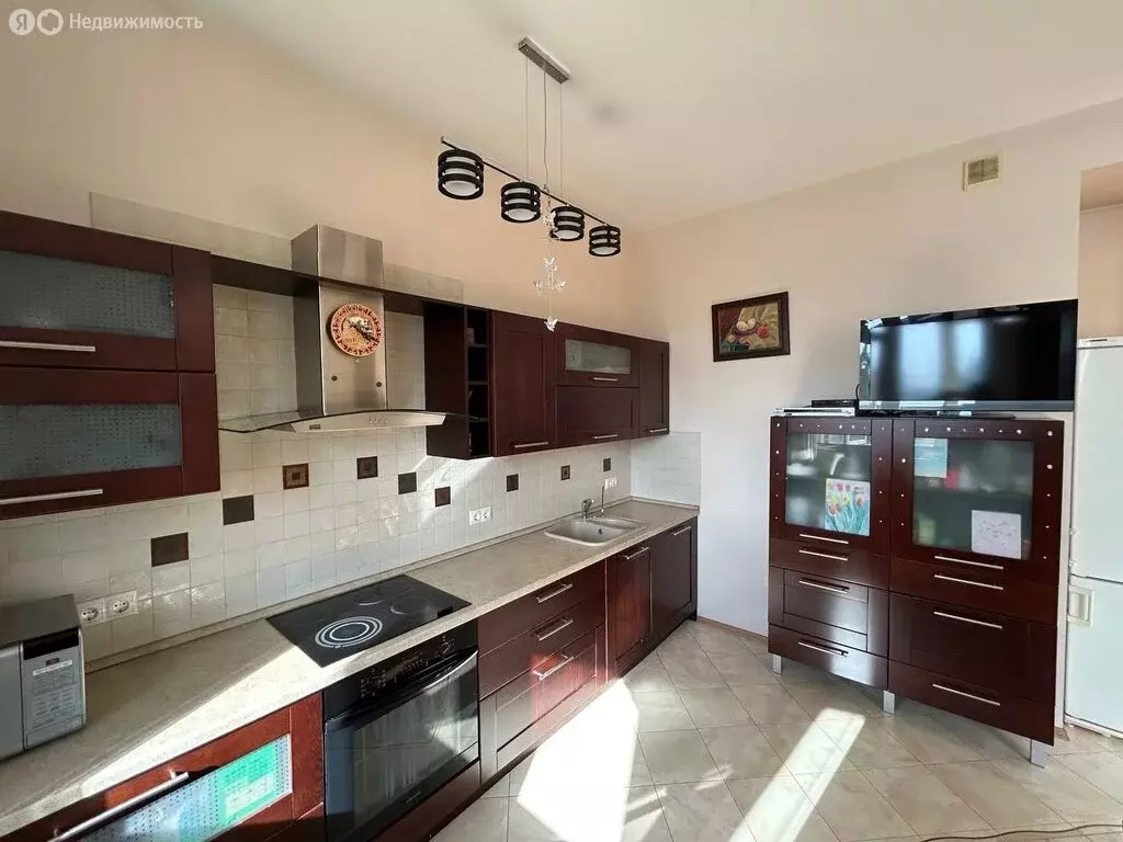 3-комнатная квартира: Москва, улица Академика Анохина, 2к1 (103.7 м) - Фото 1