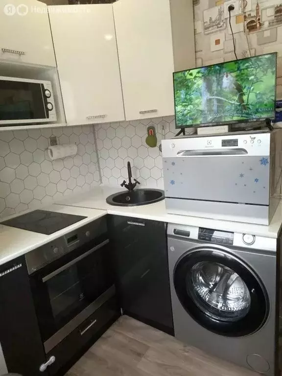 1-комнатная квартира: Иркутск, улица Баумана, 180 (30.1 м) - Фото 1