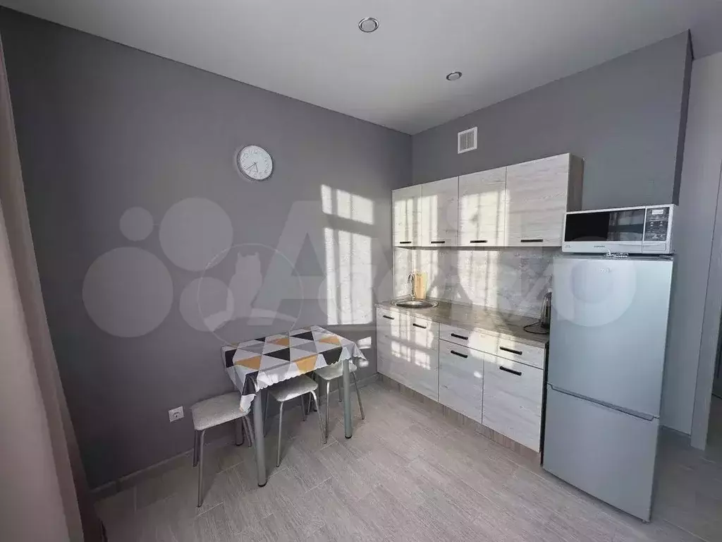 Квартира-студия, 30 м, 15/17 эт. - Фото 0