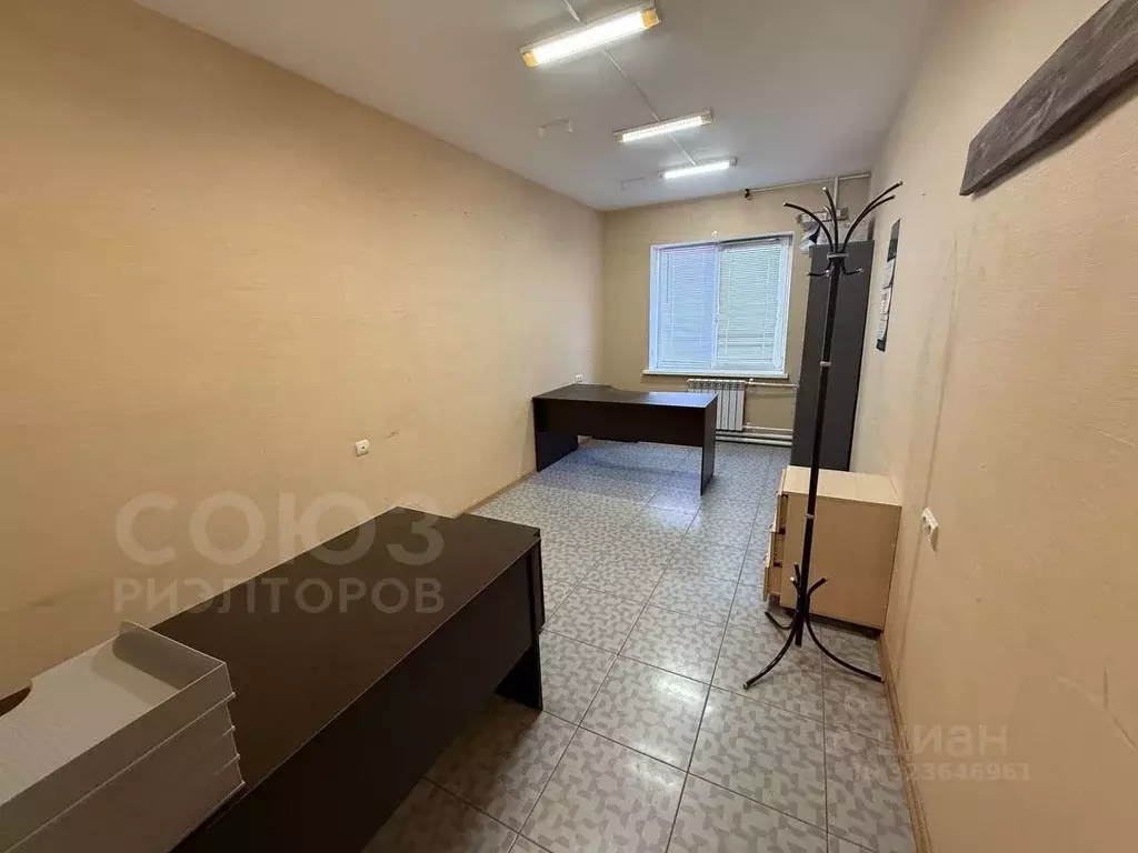 Офис в Волгоградская область, Волгоград Иртышская ул., 5 (20 м) - Фото 1