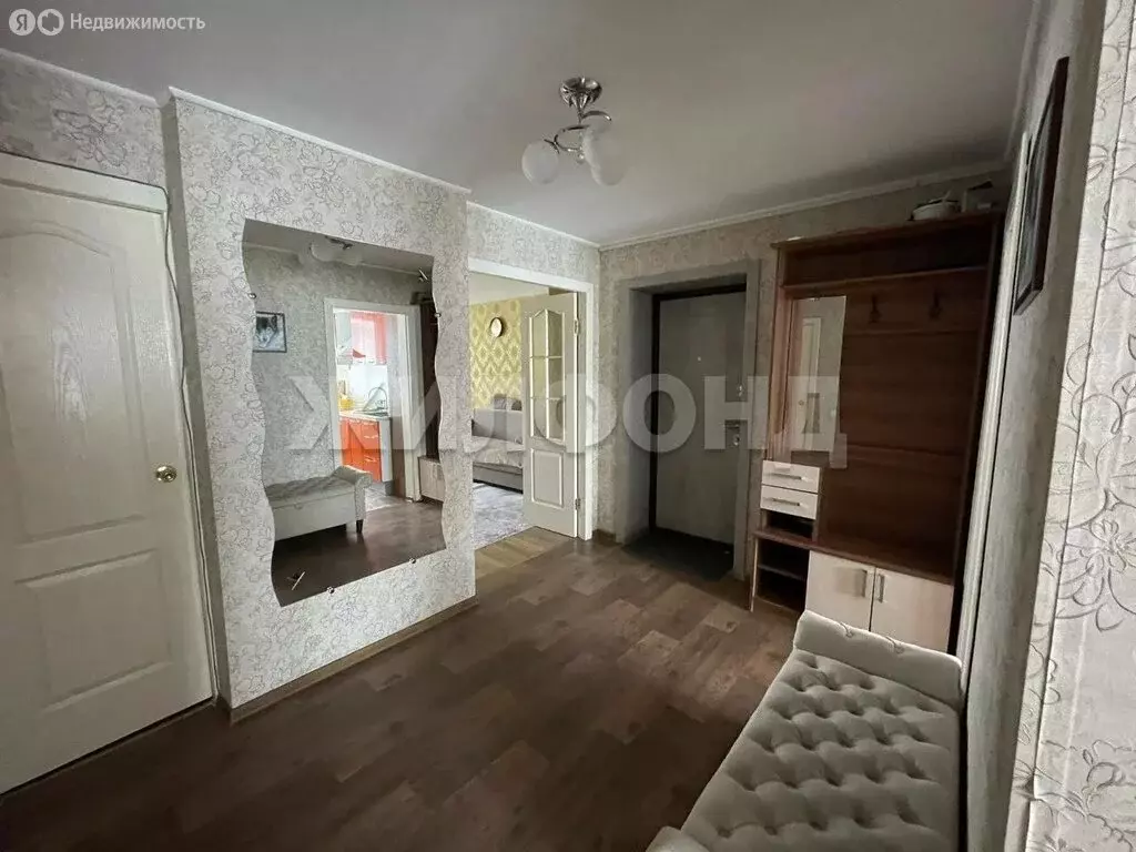 3-комнатная квартира: Тогучин, улица Тургенева, 65 (59.3 м) - Фото 1