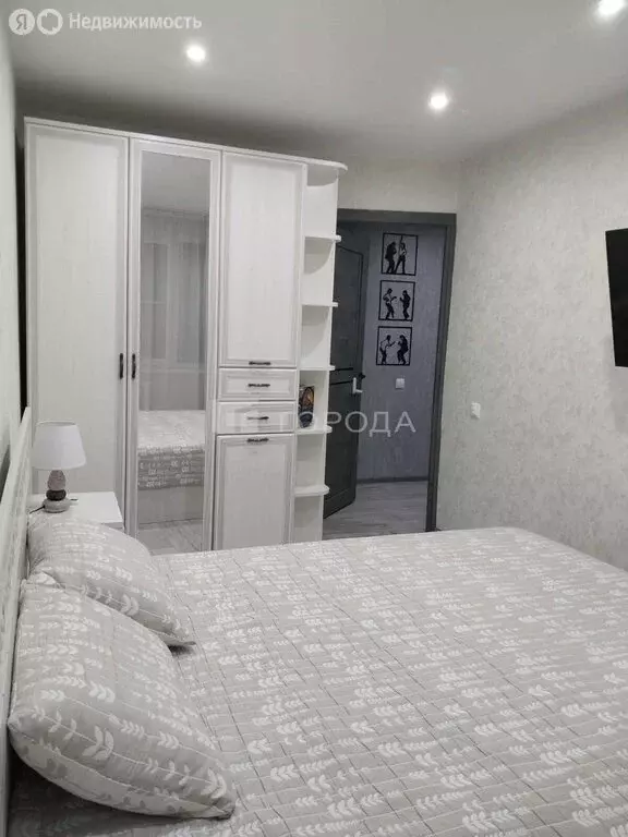 3-комнатная квартира: Новосибирск, улица Толбухина, 27 (57.1 м) - Фото 1