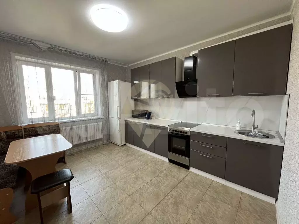 2-к. квартира, 60,9 м, 9/9 эт. - Фото 0