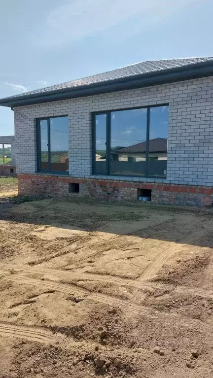 Дом в Саратовская область, пос. Расково ул. Спортивная, 13 (90 м) - Фото 0
