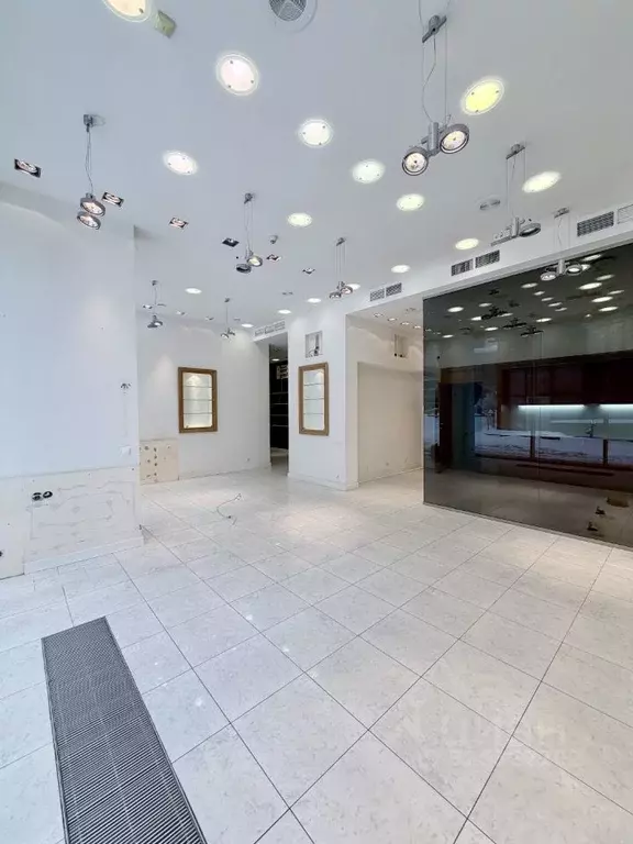 Помещение свободного назначения в Москва пер. Коробейников, 1 (136 м) - Фото 2