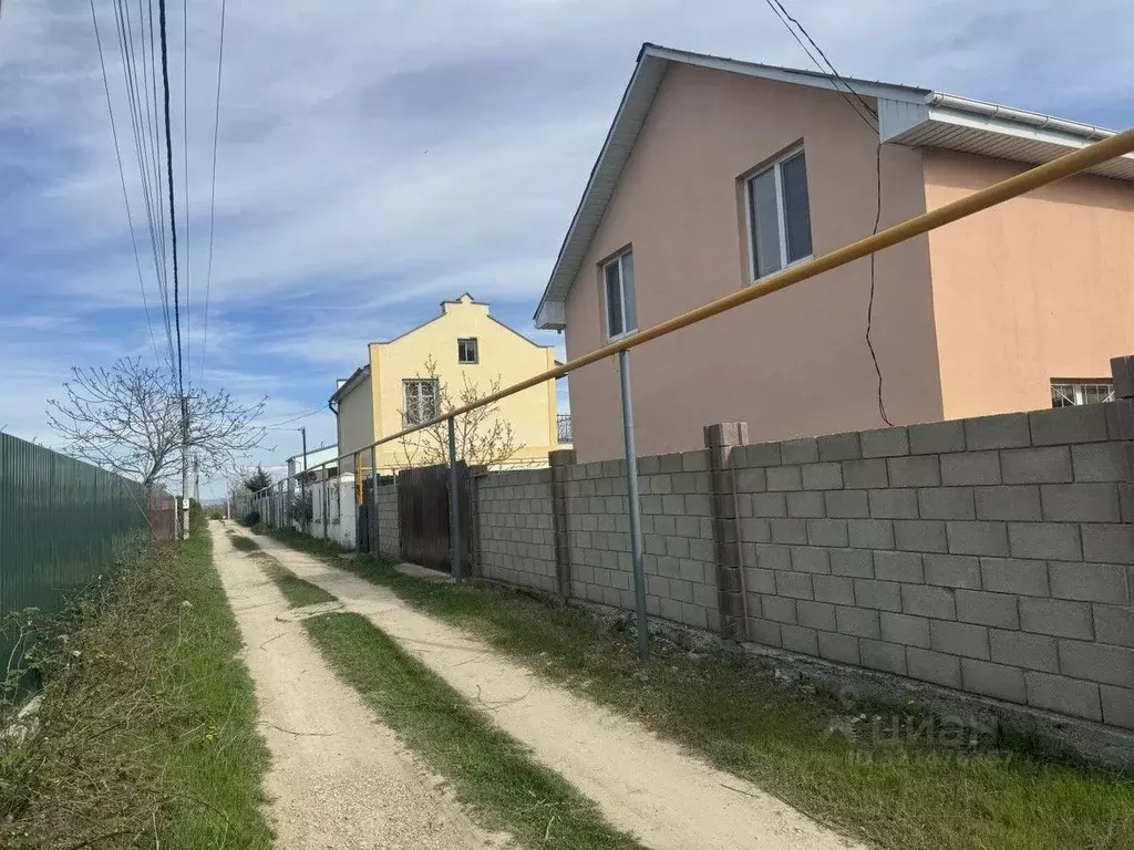 Участок в Севастополь Нахимовский р-н, Качинский муниципальный округ, ... - Фото 1