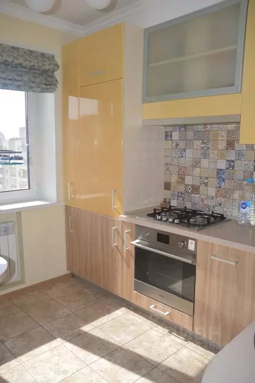 3-к кв. Саратовская область, Саратов ул. Имени А.И. Хользунова, 40/42 ... - Фото 0