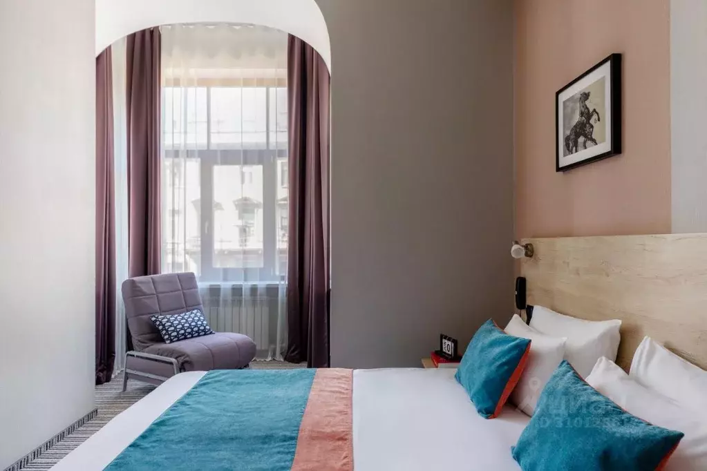 Комната Санкт-Петербург Владимирский просп., 18 (18.0 м) - Фото 0