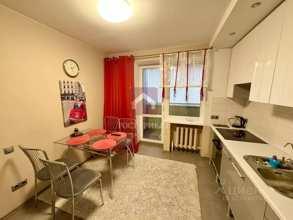 1-к кв. Саратовская область, Саратов ул. Большая Казачья, 23/27 (56.3 ... - Фото 1