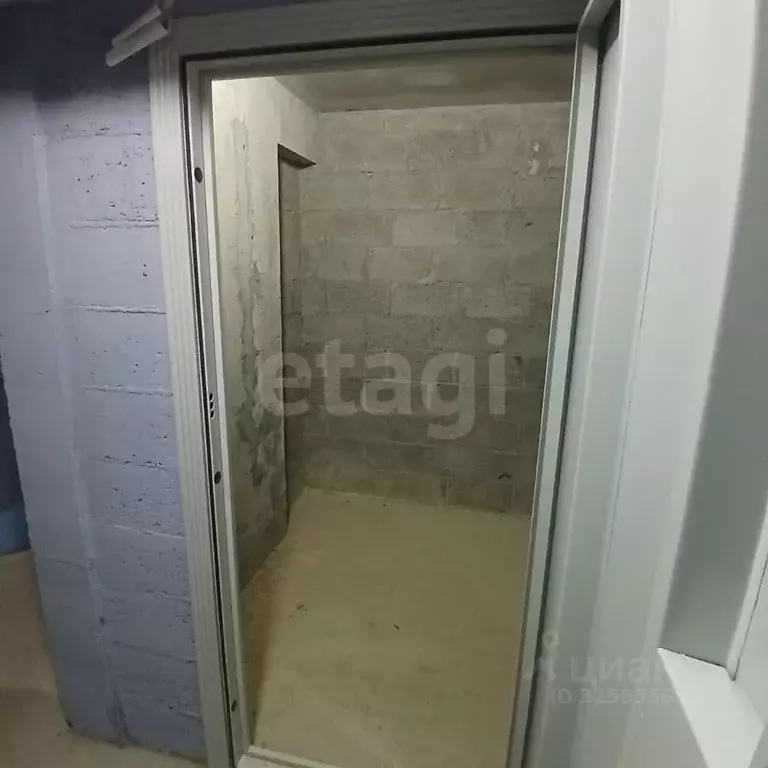 Склад в Тюменская область, Тюмень ул. 2-я Луговая, 24к1 (4 м) - Фото 2