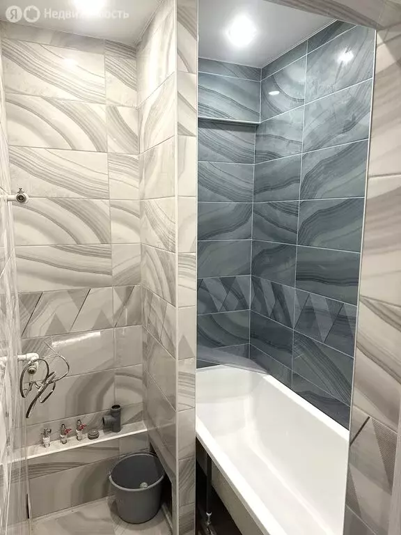 3-комнатная квартира: Омск, улица Перелёта, 20 (60.3 м) - Фото 1