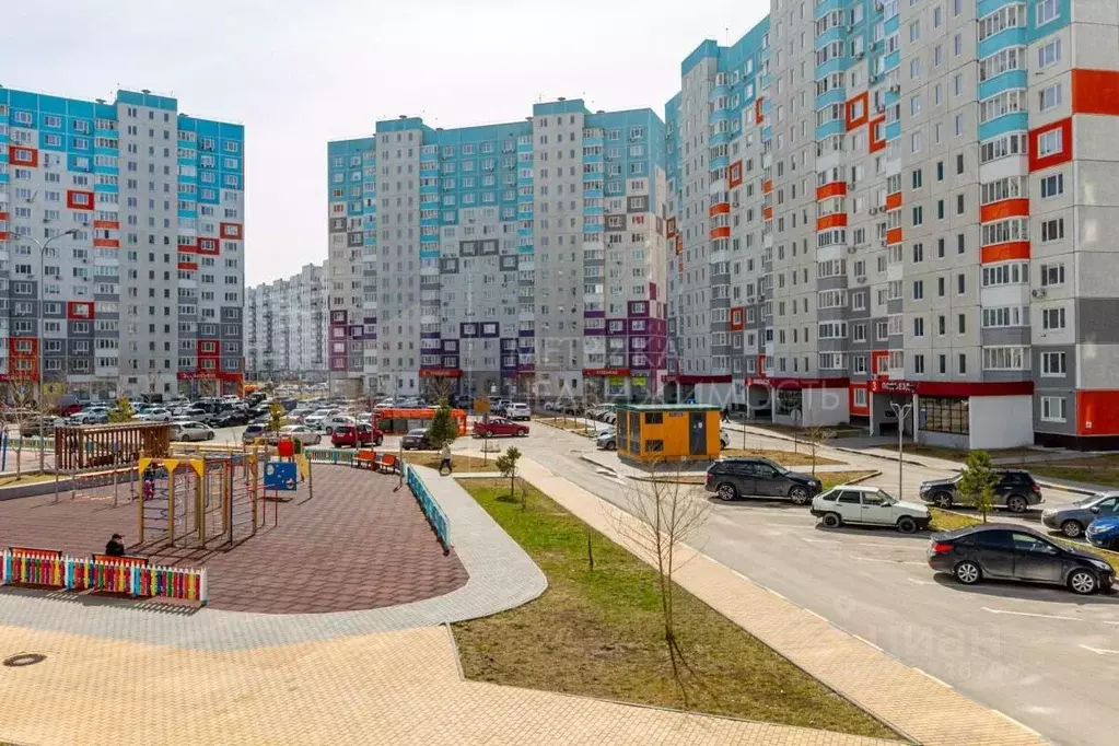 1-к кв. Тюменская область, Тюмень ул. Валентины Трофимовой, 4 (54.0 м) - Фото 1