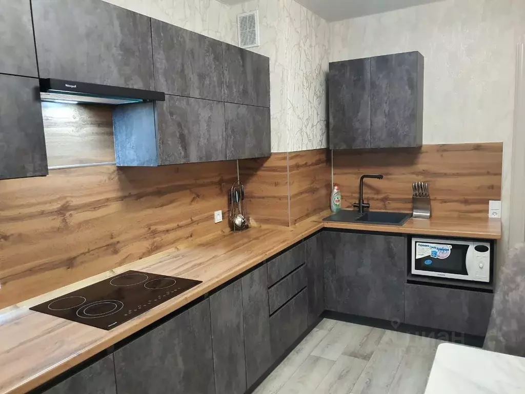 3-к кв. Ульяновская область, Ульяновск ул. Карбышева, 5 (70.0 м) - Фото 1