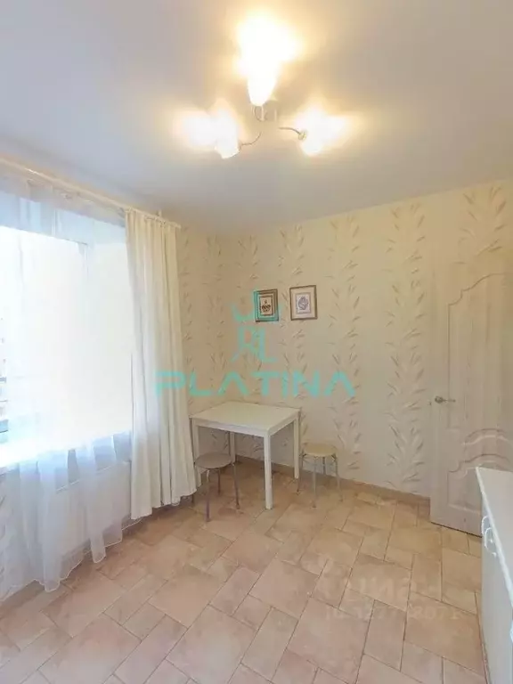 1-к кв. Татарстан, Казань ул. Зур Урам, 1К (37.0 м) - Фото 2