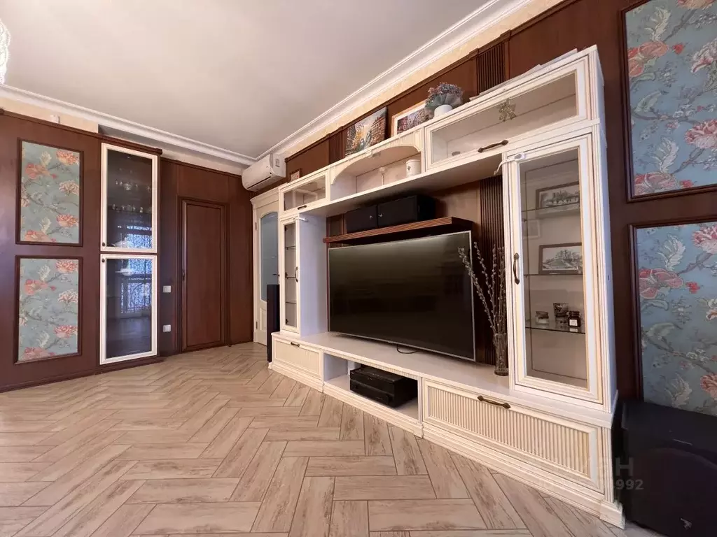 3-к кв. Челябинская область, Челябинск Лесопарковая ул., 5к2 (115.0 м) - Фото 2