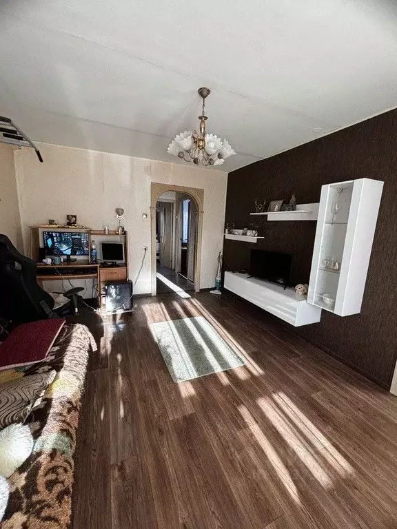 3-к кв. Еврейская автономная область, Биробиджан Осенняя ул., 21 (62.0 ... - Фото 1