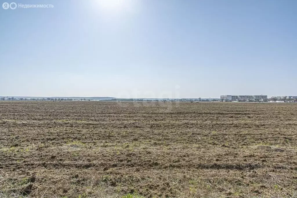 Участок в Бахчисарайский район, село Вилино (8.03 м) - Фото 1